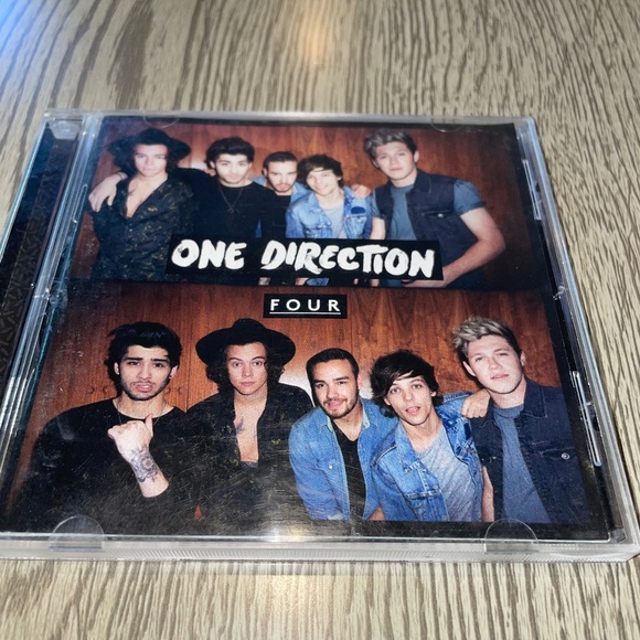 One Direction - FOUR CD - Picture 1 of 6